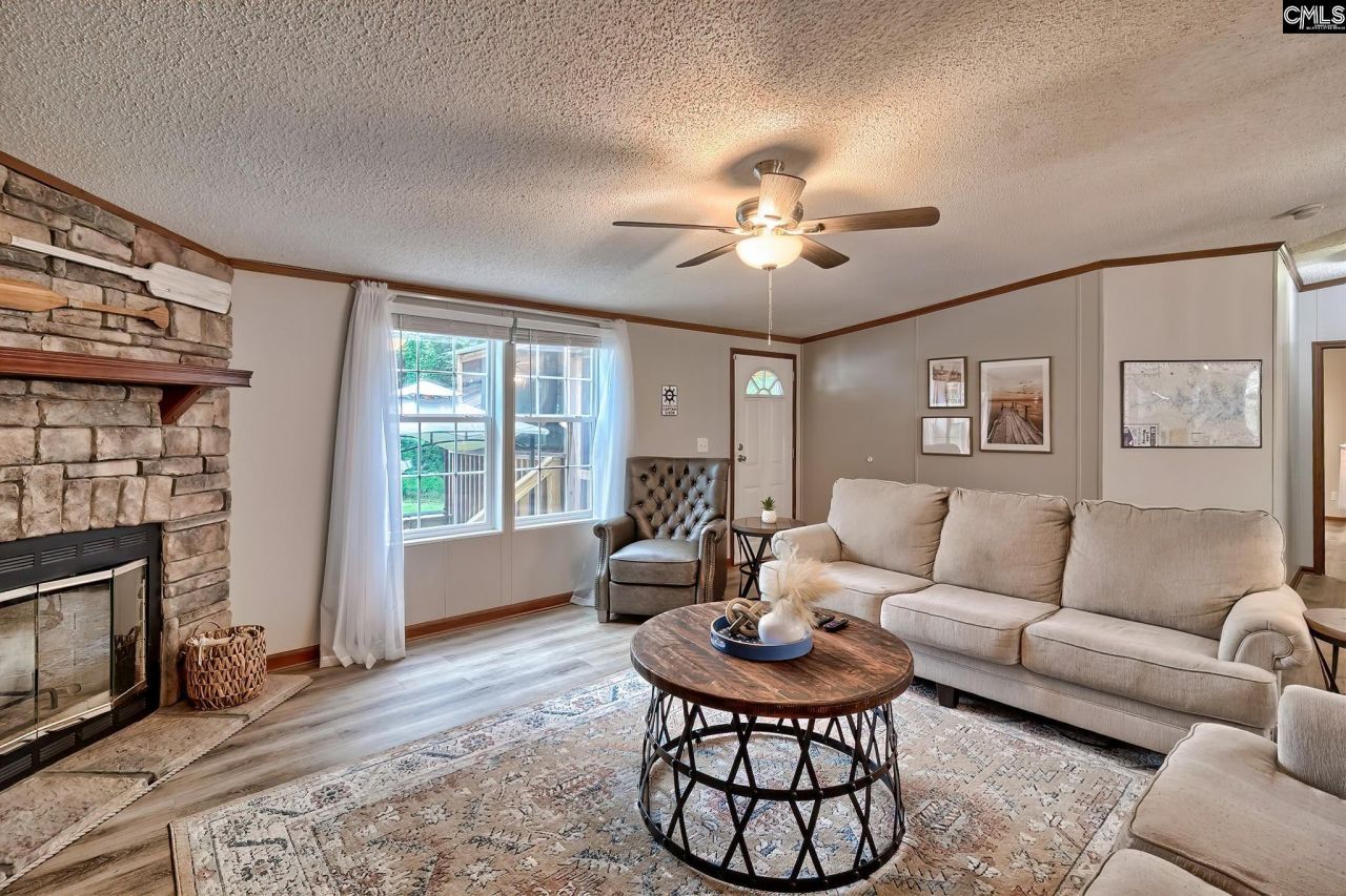 1049 Newberry Shores Drive Photo 13