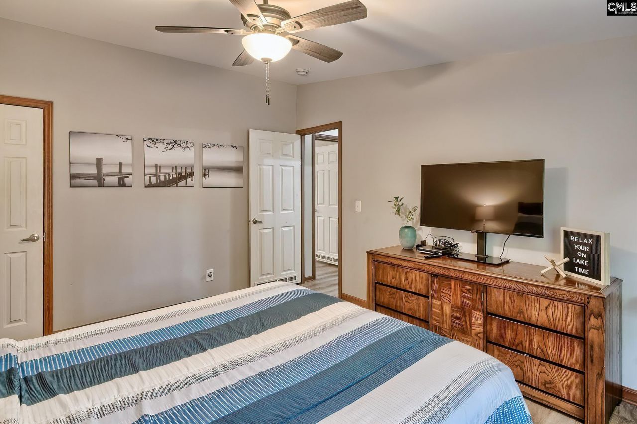 1049 Newberry Shores Drive Photo 23