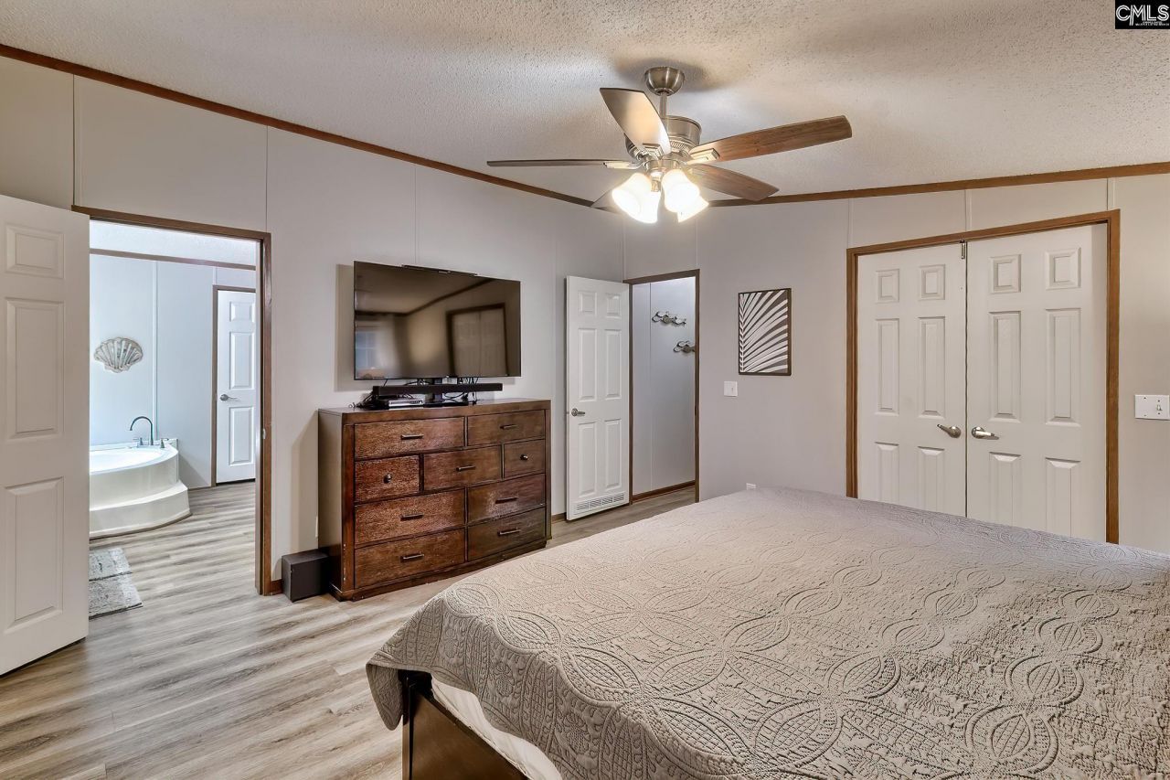 1049 Newberry Shores Drive Photo 28