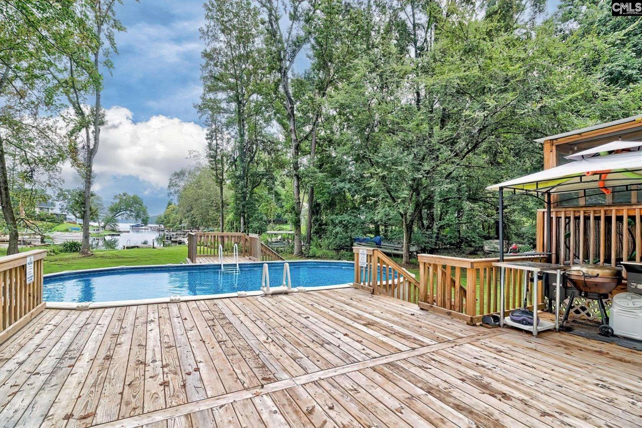 1049 Newberry Shores Drive Photo 8