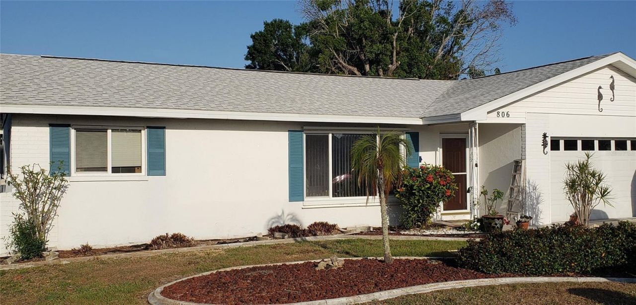 806 Hickory Lane, Bradenton, FL 34208 Main Photo