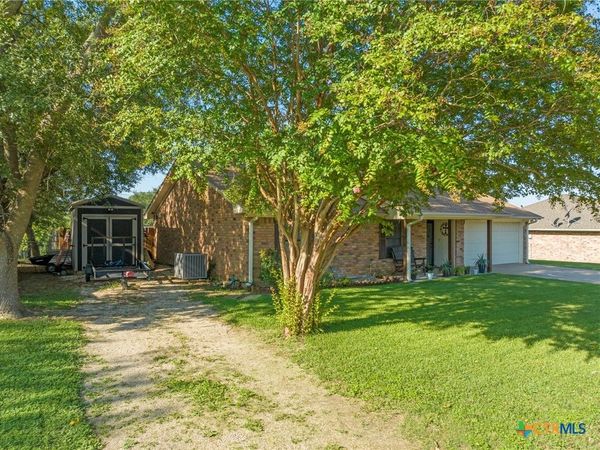 105 Rebecca Road, Moody, TX 76557