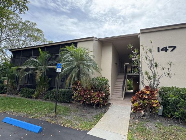 147 Deer Creek Boulevard, Unit 402, Deerfield Beach, FL 33442