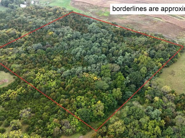 15th Street, Blakesburg, IA 52536