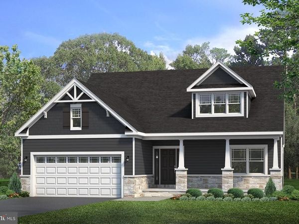 196 SUSSEX DRIVE, STATE COLLEGE, PA 16801