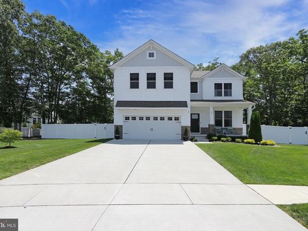201 SPYGLASS COURT, EGG HARBOR TOWNSHIP, NJ 08234