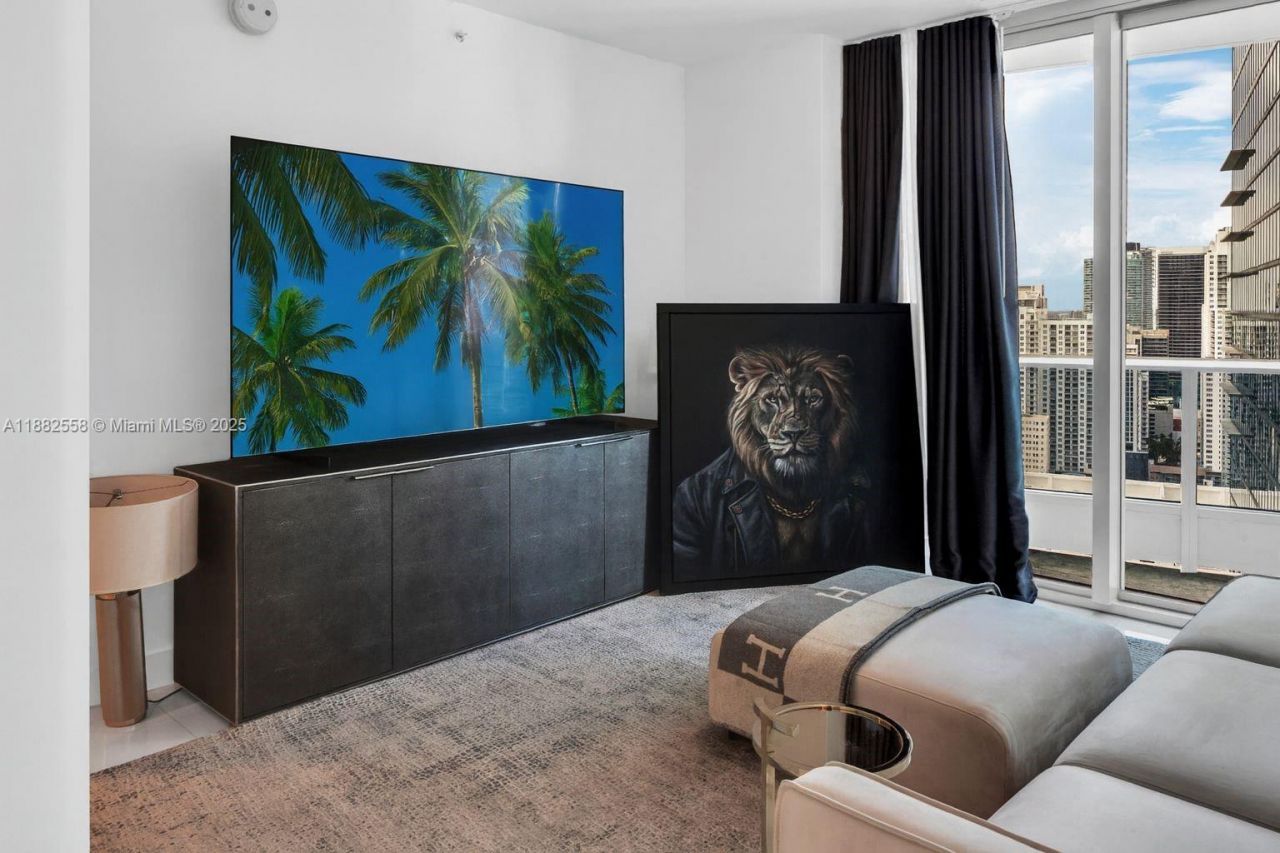 200 Biscayne Boulevard Way, Unit 4201, Miami, FL 33131 Photo