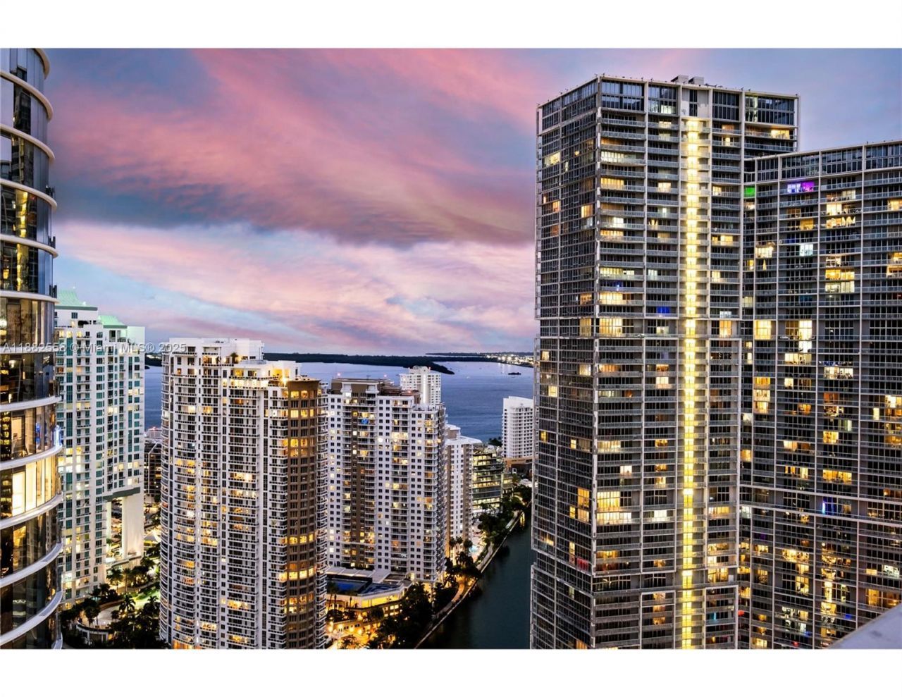 200 Biscayne Boulevard Way, Unit 4201, Miami, FL 33131 Photo