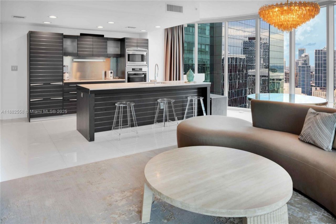 200 Biscayne Boulevard Way, Unit 4201, Miami, FL 33131 Photo