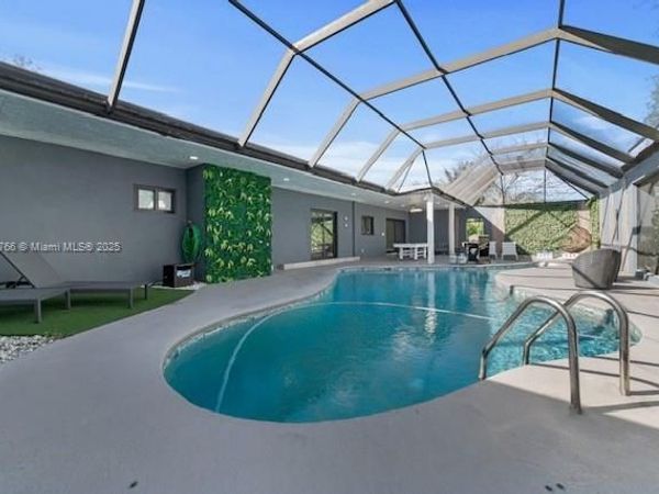 8365 SW 185th Ter, Cutler Bay, FL 33157