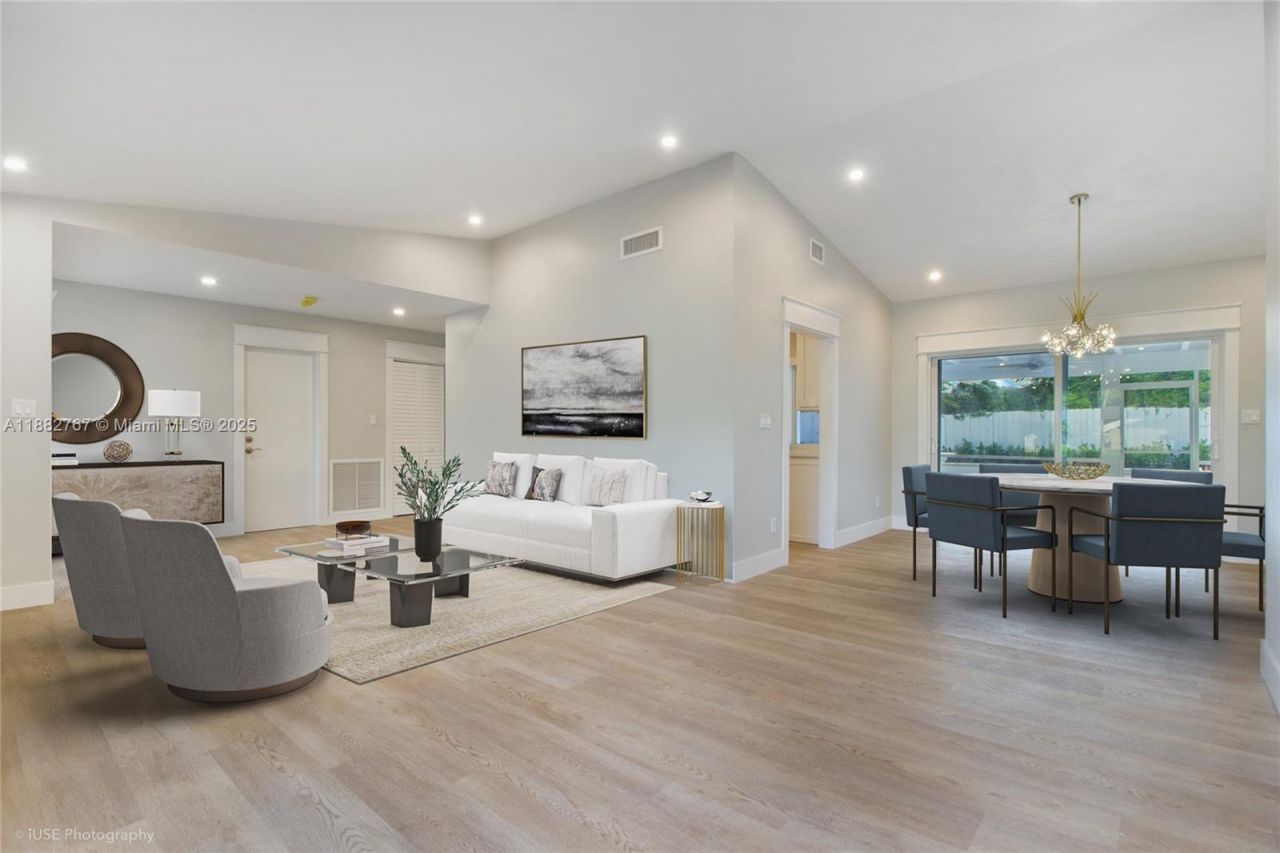 11011 SW 110th Rd, Miami, FL 33176 Photo