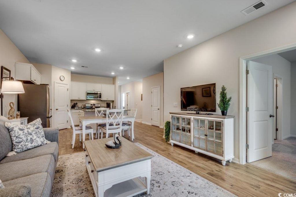 3120 Bells Lake Circle Photo 12