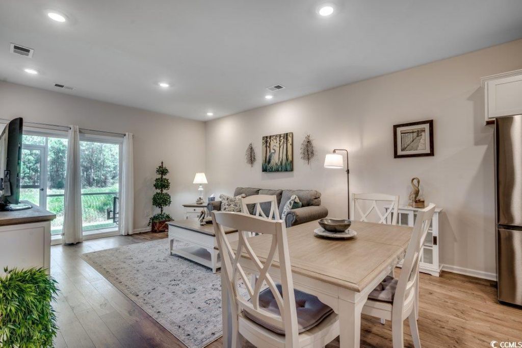 3120 Bells Lake Circle Photo 8