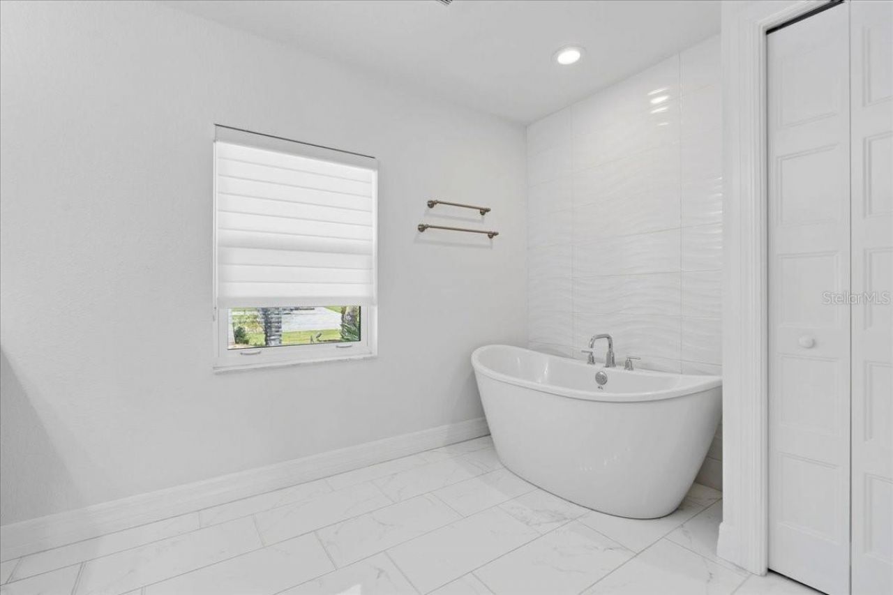 2415 W Price Boulevard, North Port, FL 34286 Photo