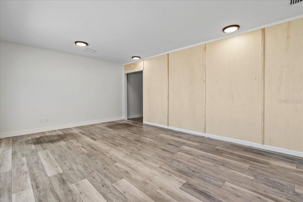 2415 W Price Boulevard, North Port, FL 34286 Photo