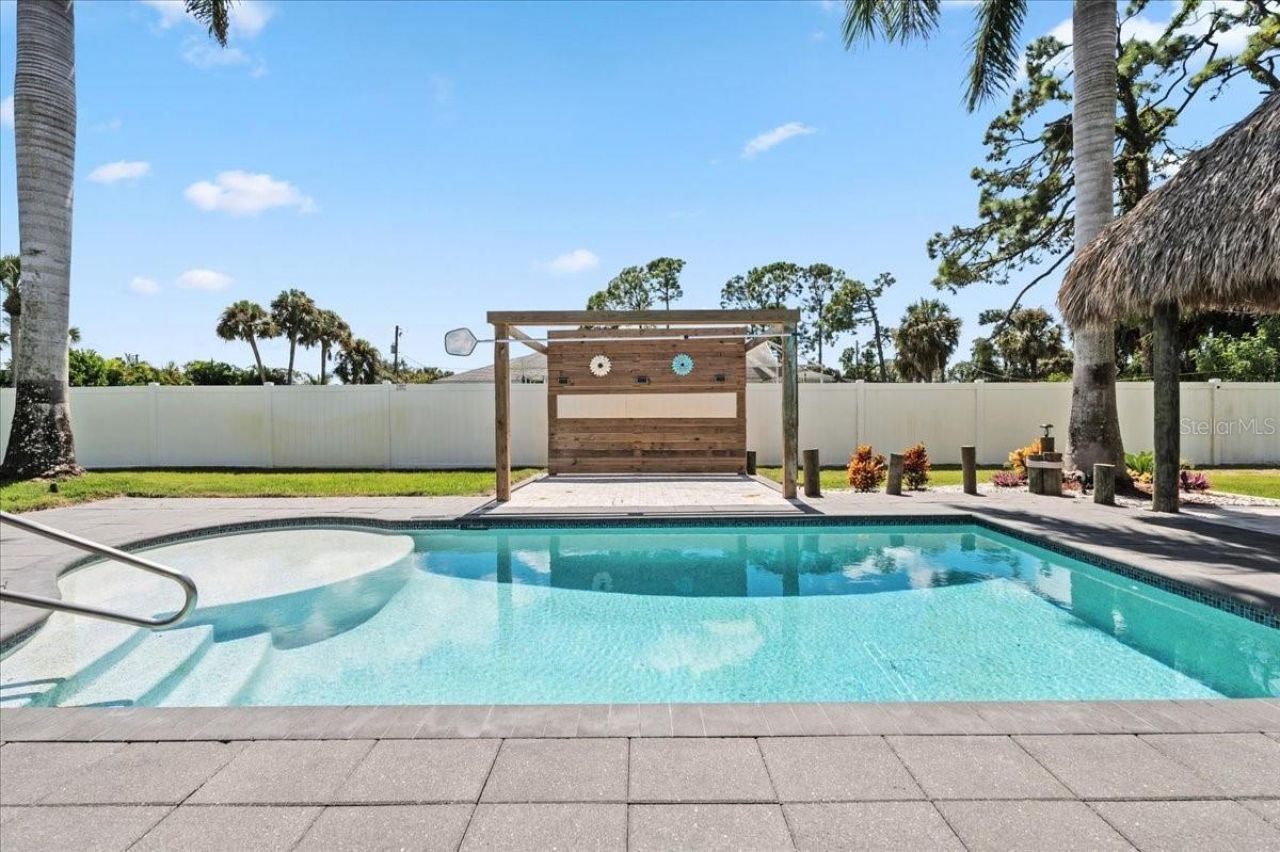 2415 W Price Boulevard, North Port, FL 34286 Photo