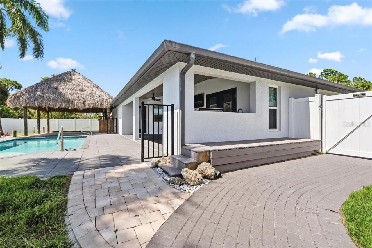 2415 W Price Boulevard, North Port, FL 34286 Photo