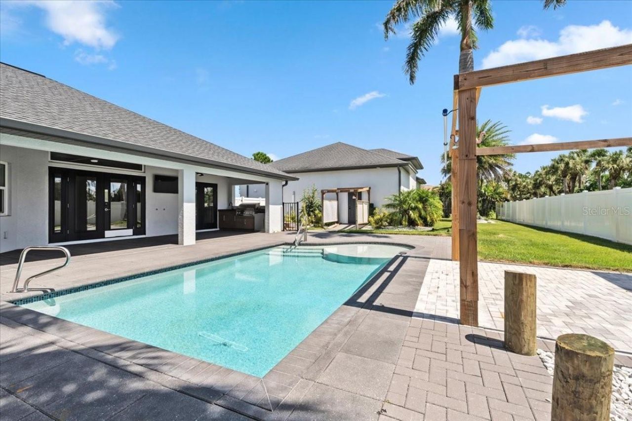 2415 W Price Boulevard, North Port, FL 34286 Photo