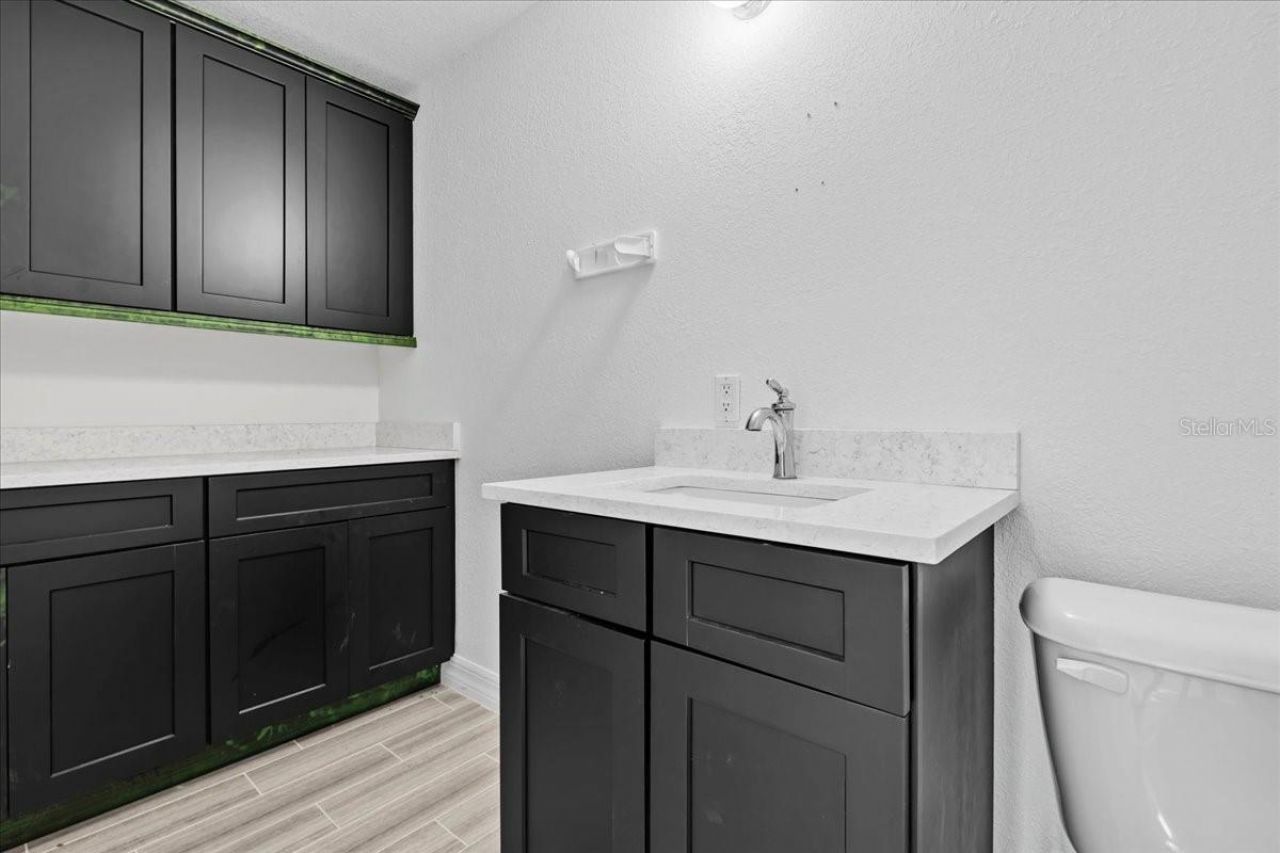 2415 W Price Boulevard, North Port, FL 34286 Photo