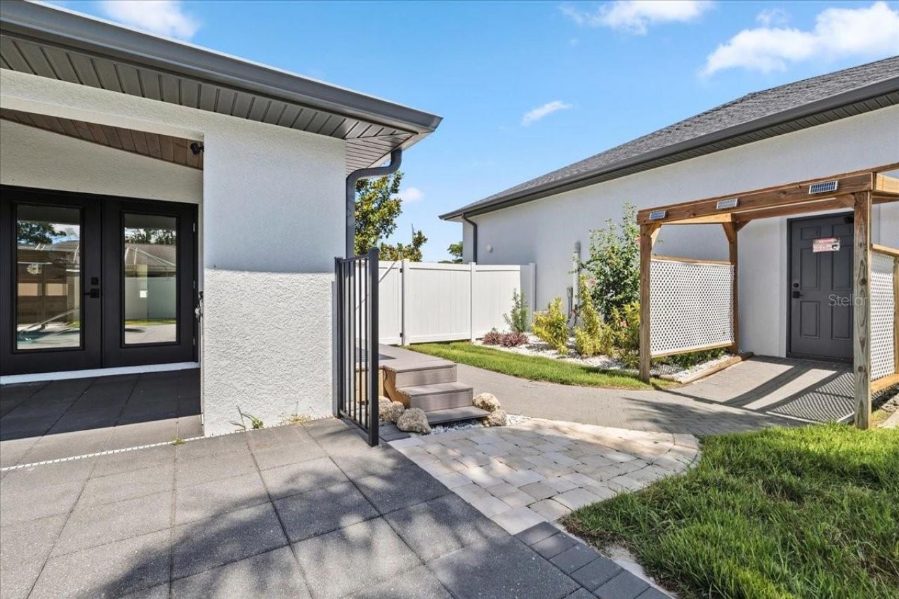 2415 W Price Boulevard, North Port, FL 34286 Photo