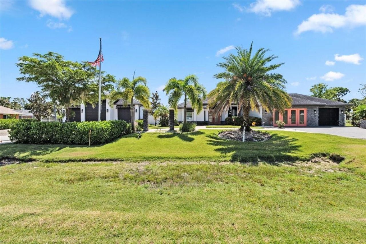 2415 W Price Boulevard, North Port, FL 34286 Photo
