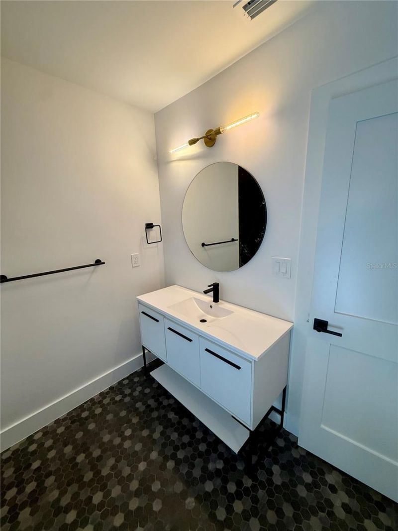 1359 Harbor Drive, Sarasota, FL 34239 Photo