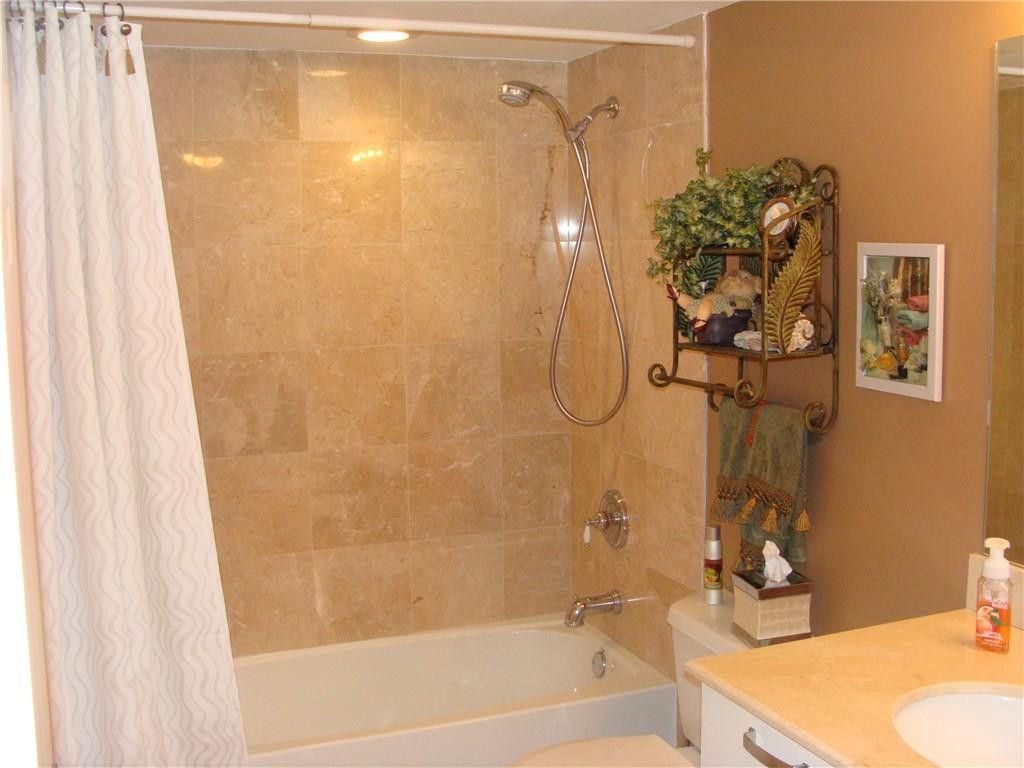 2001 N Ocean Boulevard, Unit 804, Fort Lauderdale, FL 33305 Photo
