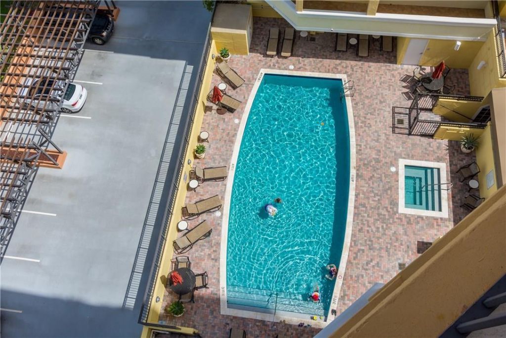 2001 N Ocean Boulevard, Unit 804, Fort Lauderdale, FL 33305 Photo