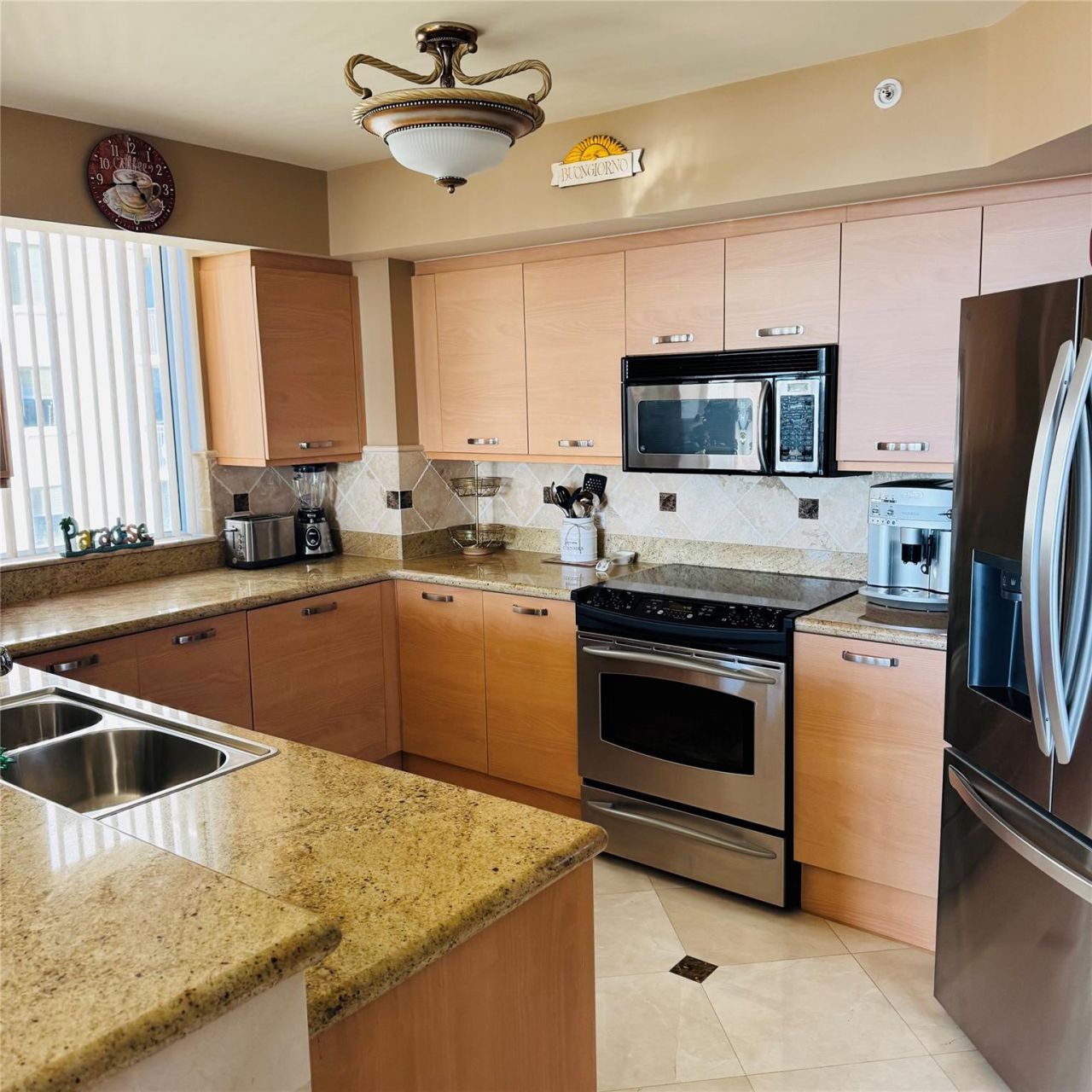 2001 N Ocean Boulevard, Unit 804, Fort Lauderdale, FL 33305 Photo