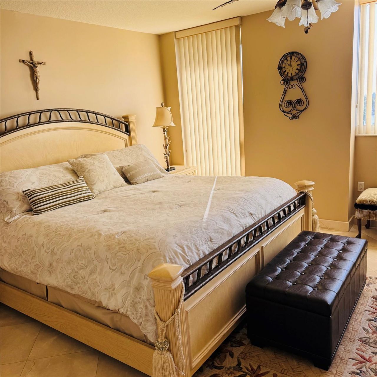 2001 N Ocean Boulevard, Unit 804, Fort Lauderdale, FL 33305 Photo