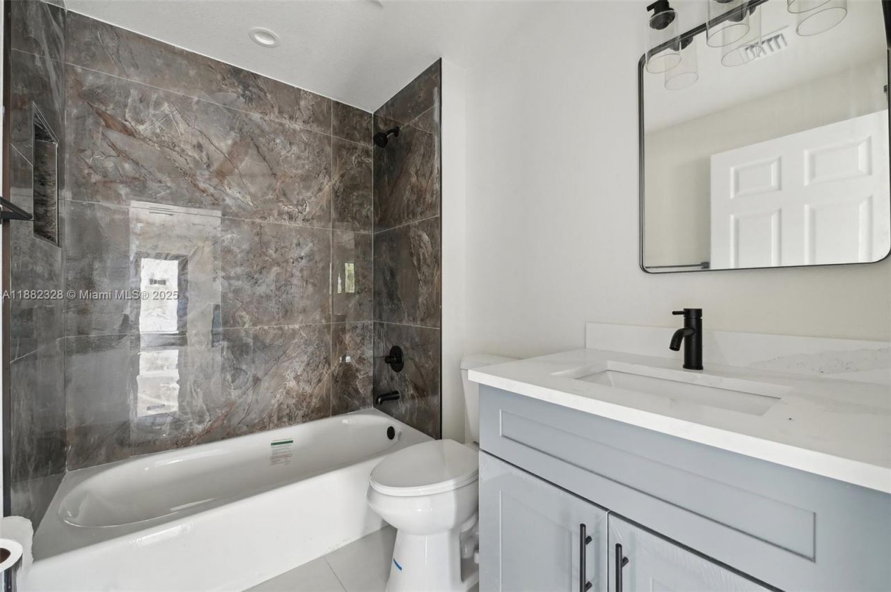 10344 NW 29th Ave, Unit 10344, Miami, FL 33147 Photo