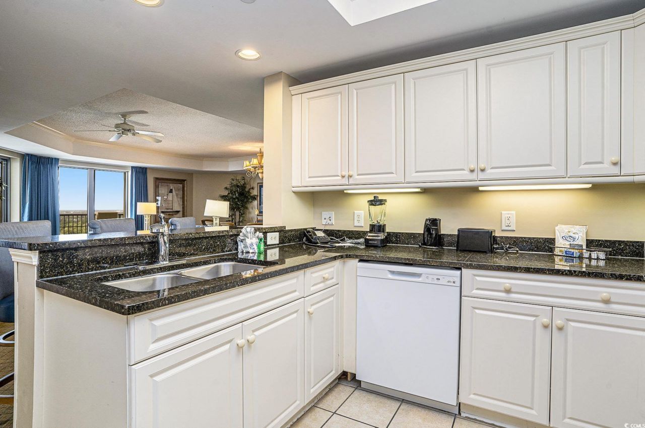 9994 Beach Club Dr. Photo 10