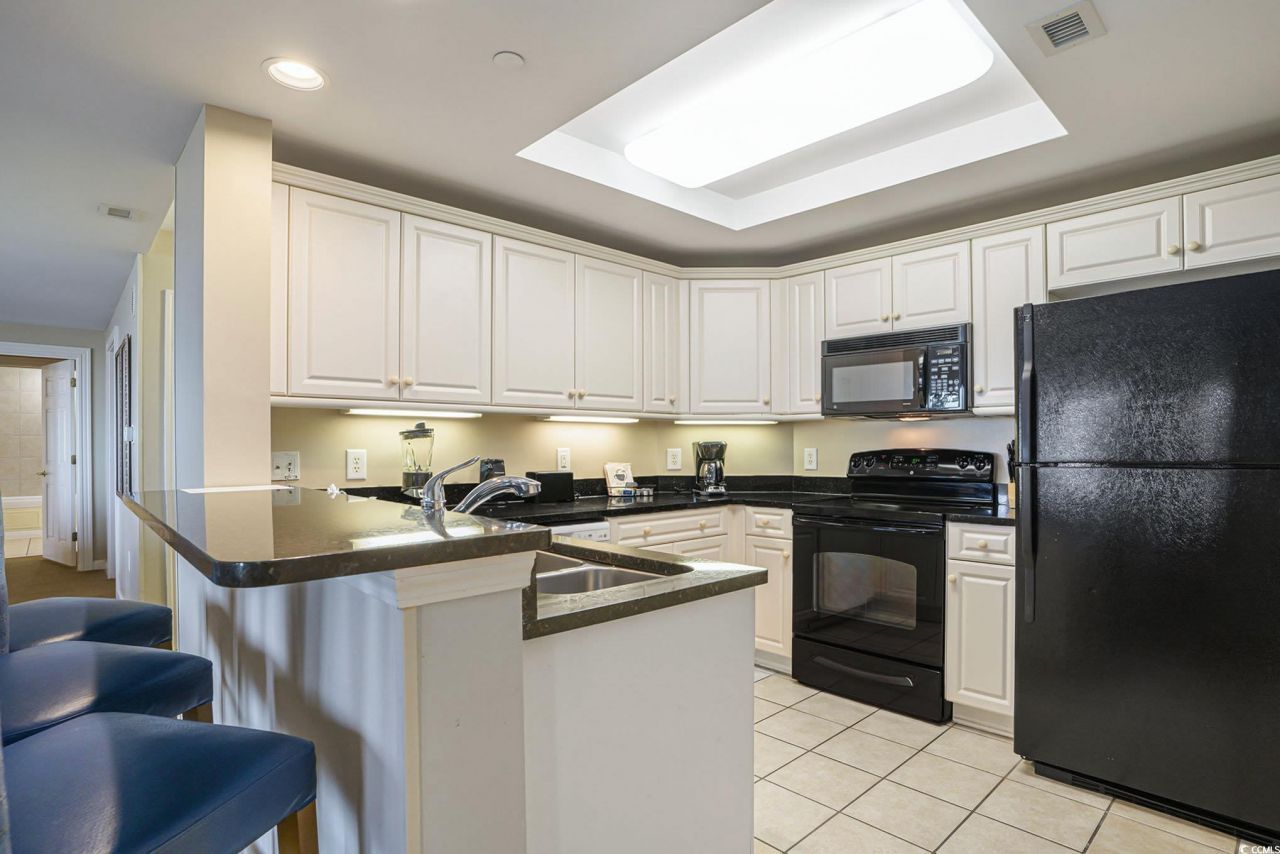 9994 Beach Club Dr. Photo 8