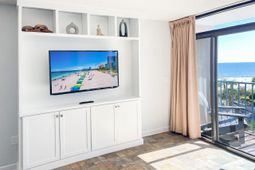 202 74th Ave. N photo 4