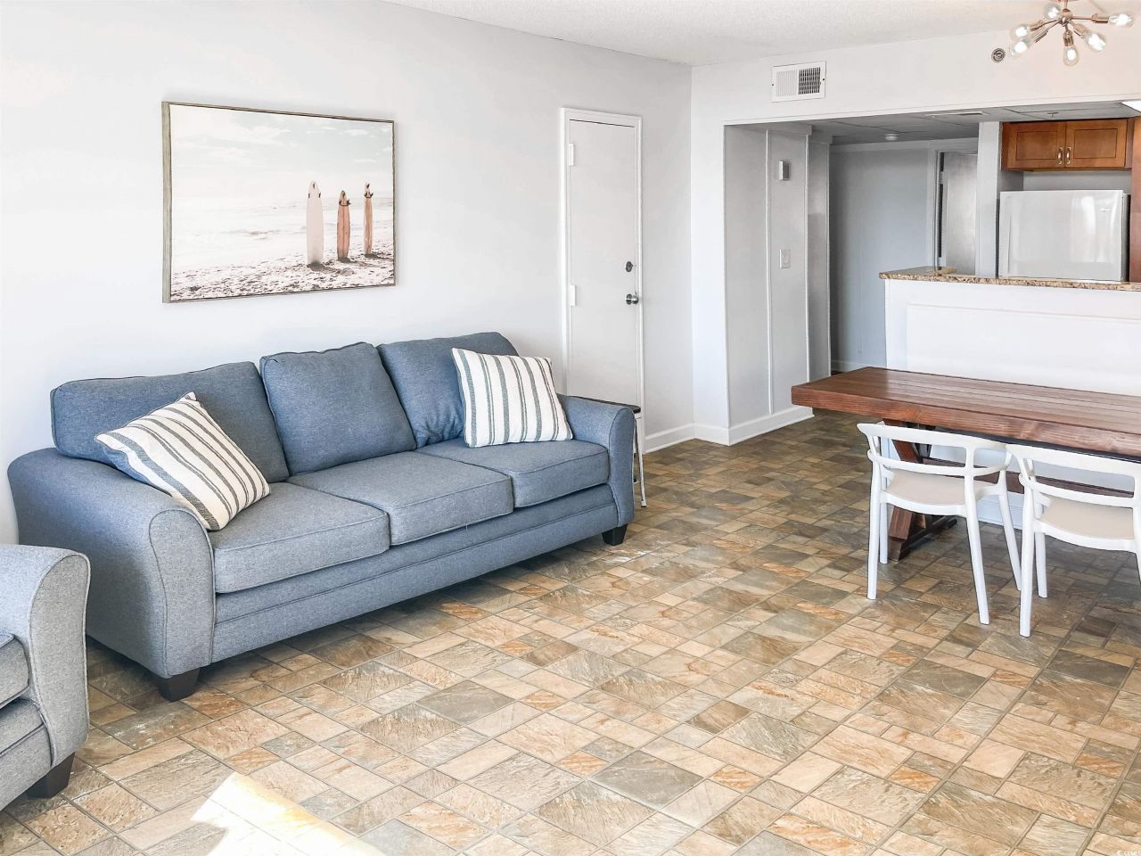 202 74th Ave. N Photo 4