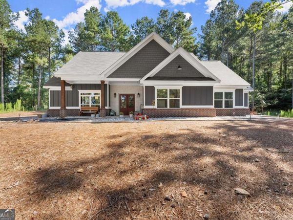 352 Jim Grizzle Road, Royston, GA 30662