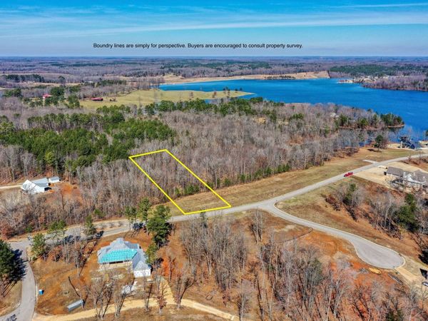 0 Southern Shore Pt, Huntingdon, TN 38344