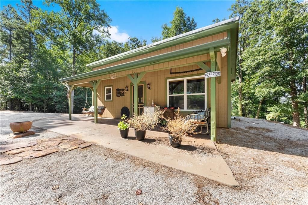 318 Jim Grizzle Road, Royston, GA 30662 Main Photo