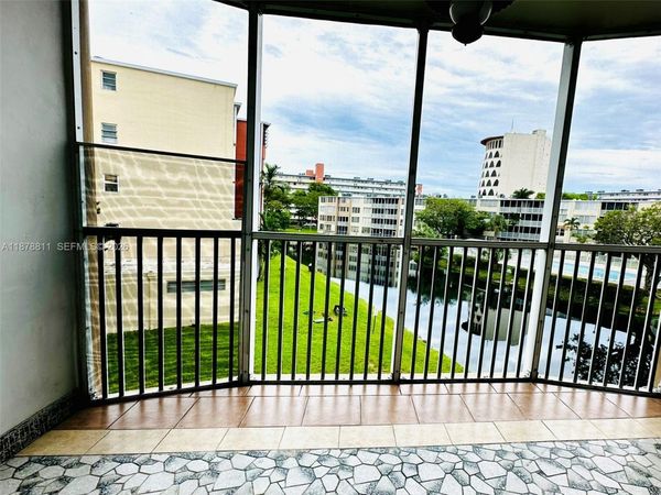 1690 NE 191st St, Unit 305-1, Miami, FL 33179