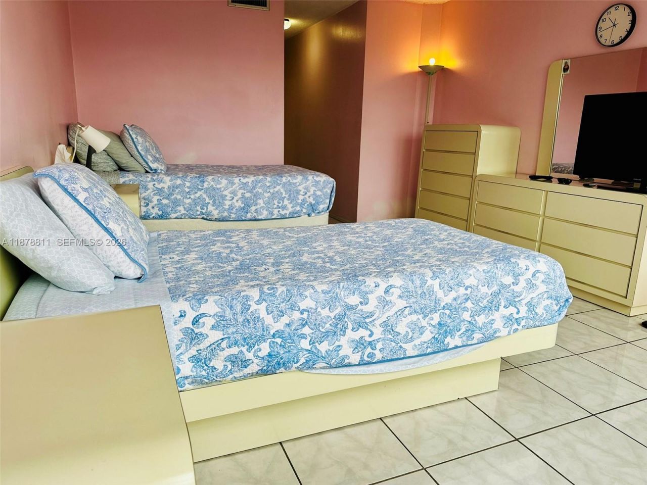 1690 NE 191st St, Unit 305-1, Miami, FL 33179 Photo