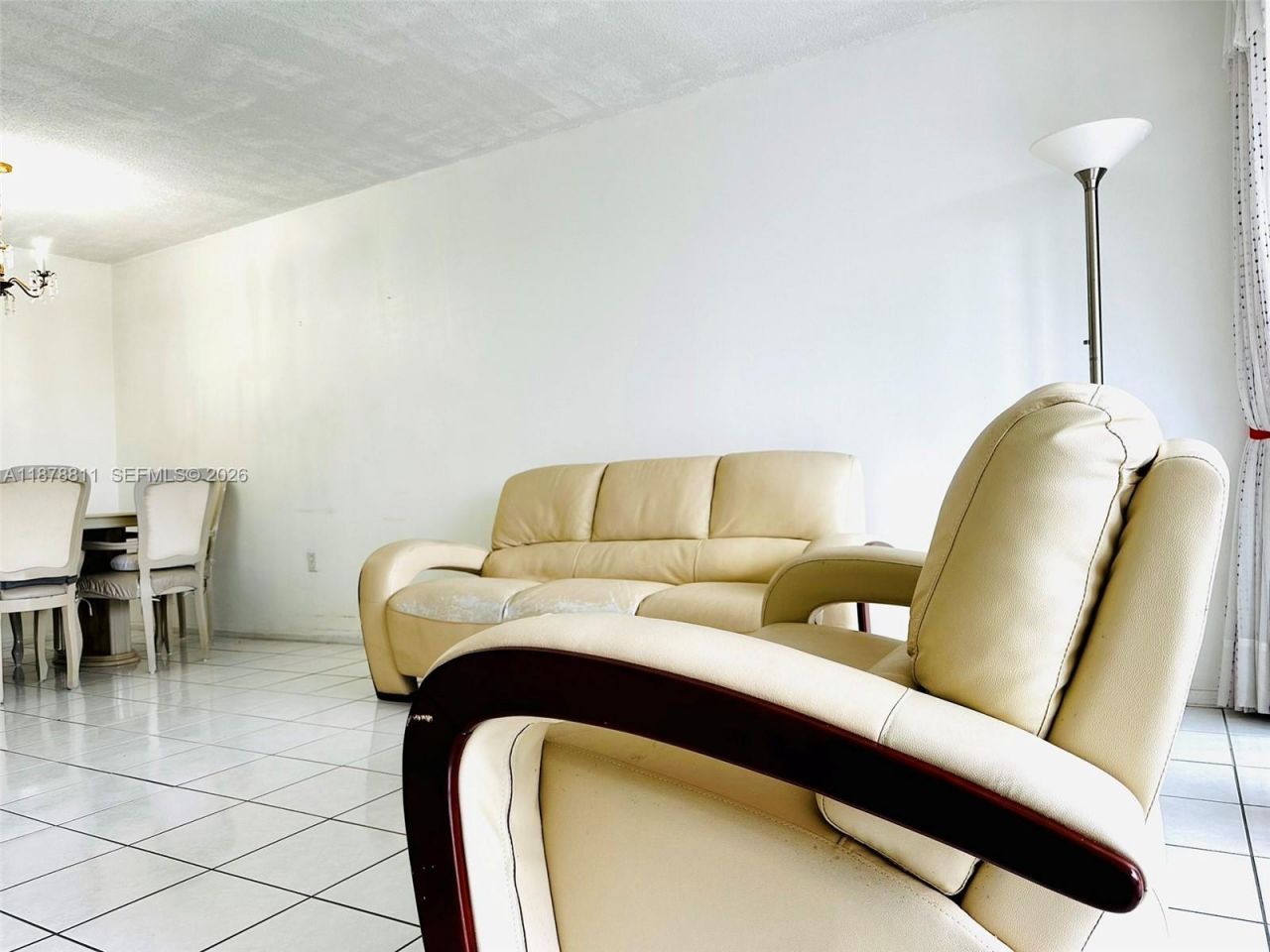 1690 NE 191st St, Unit 305-1, Miami, FL 33179 Photo