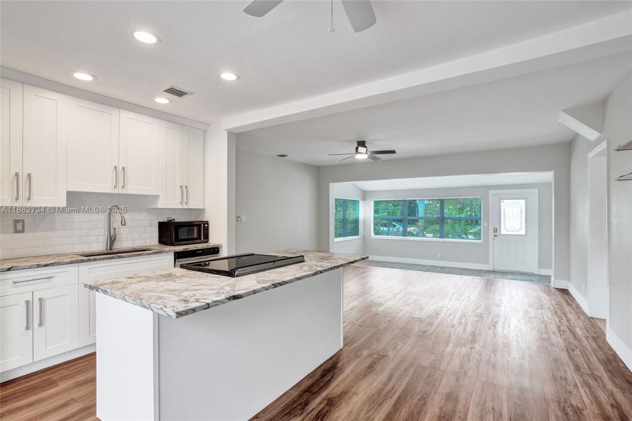 2281 SW 15th St, Fort Lauderdale, FL 33312 Photo