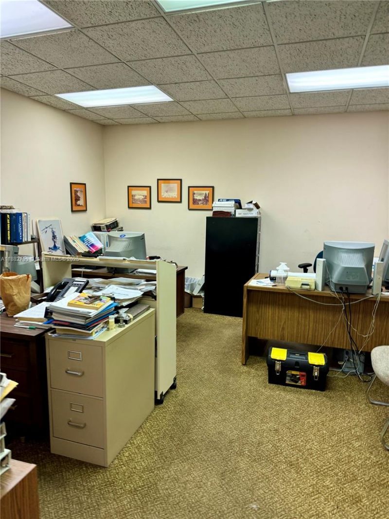 7840 NW 58th St, Doral, FL 33166 Photo