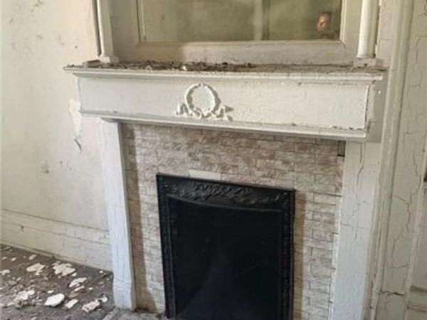 4726 Kensington Place, St Louis, MO 63108