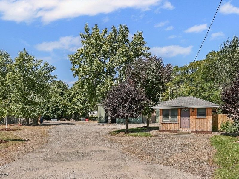 4371 Hickory Ridge Avenue, Brunswick, OH 44212 Photo 2