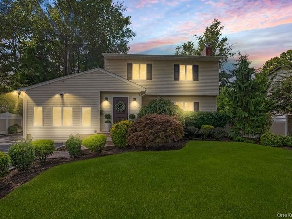 1 Earl Road, Melville, NY 11747