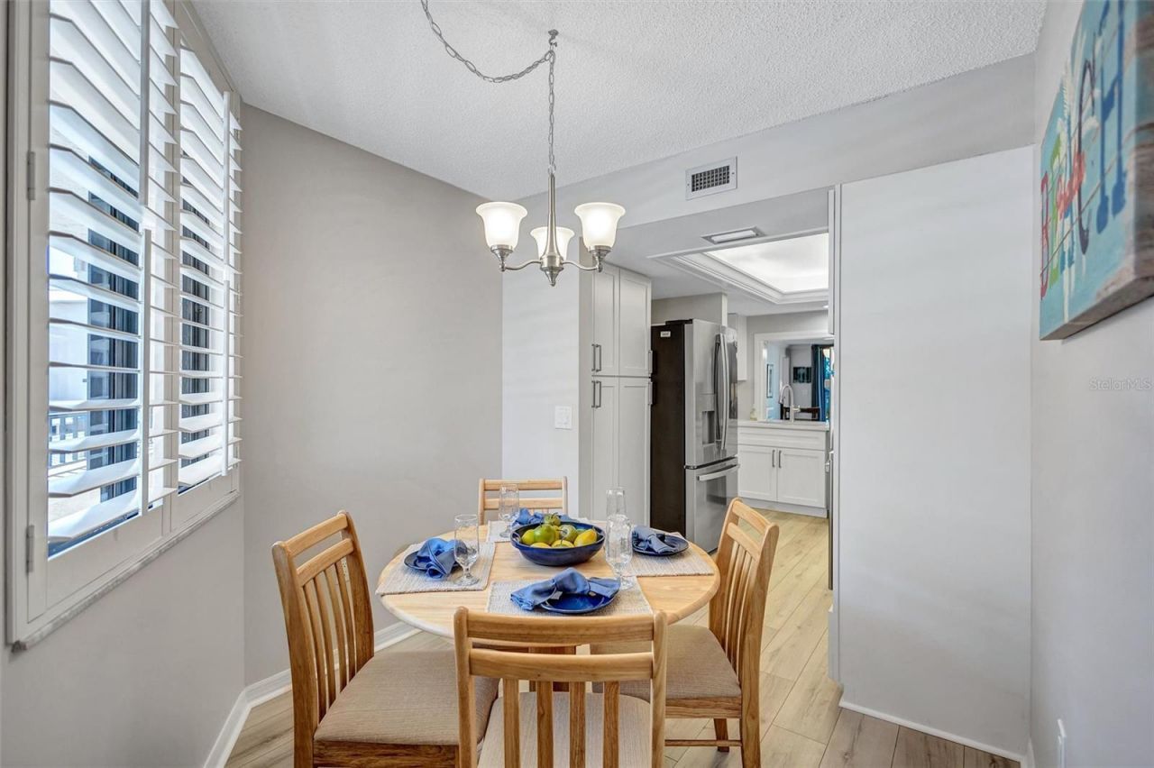 5880 Midnight Pass Road, Unit 306, Sarasota, FL 34242 Photo