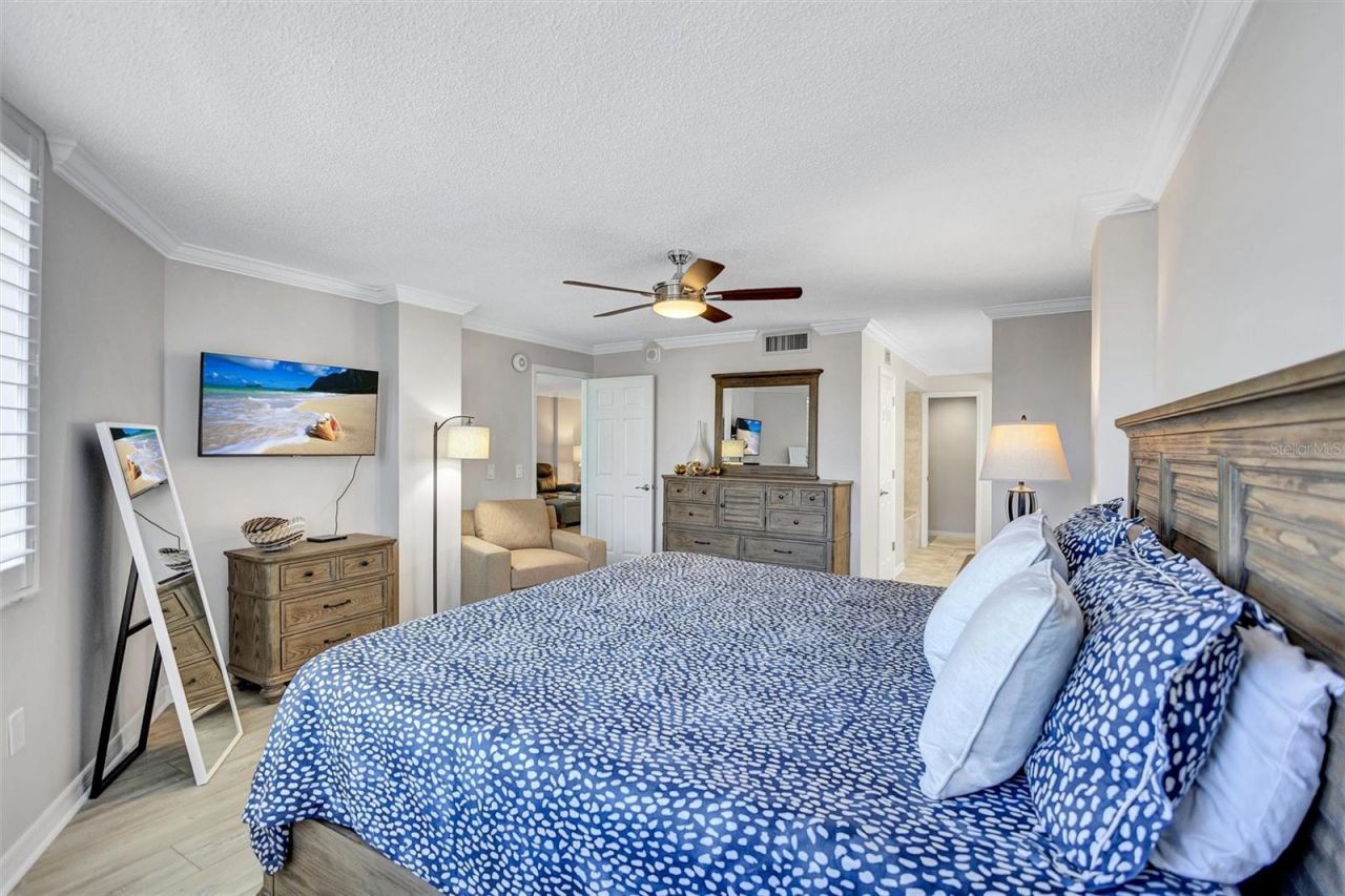 5880 Midnight Pass Road, Unit 306, Sarasota, FL 34242 Photo