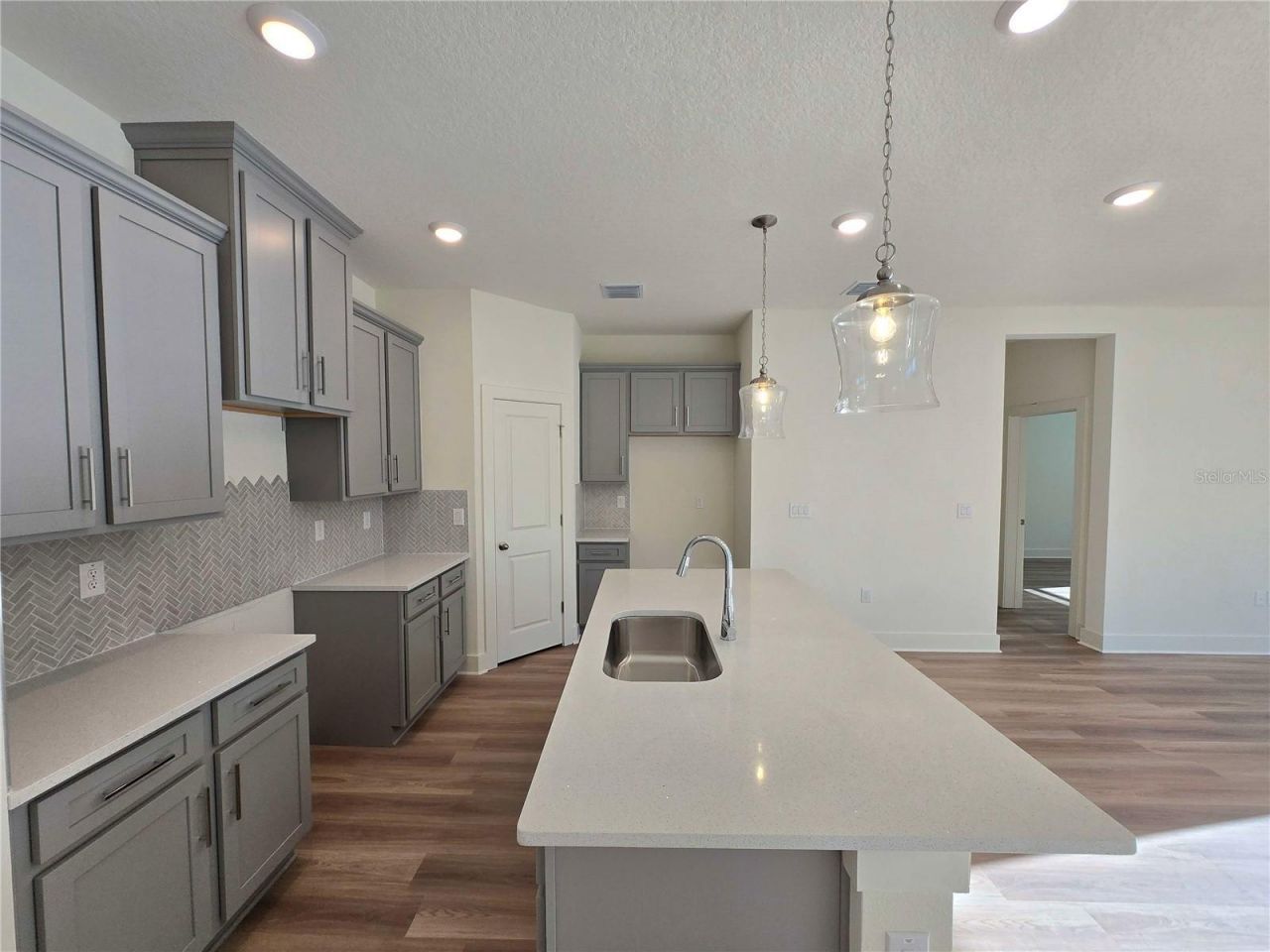 3830 Daybreak Run Loop, Spring Hill, FL 34609 Photo