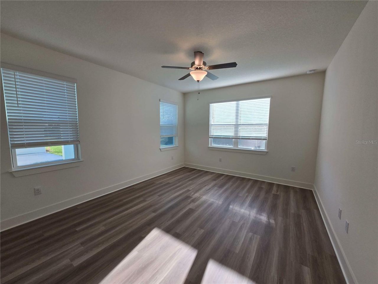 3830 Daybreak Run Loop, Spring Hill, FL 34609 Photo